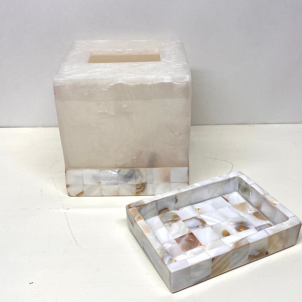 Bed Bath Beyond Capiz Shell Tissue Box Holder Cover and Soap Dish